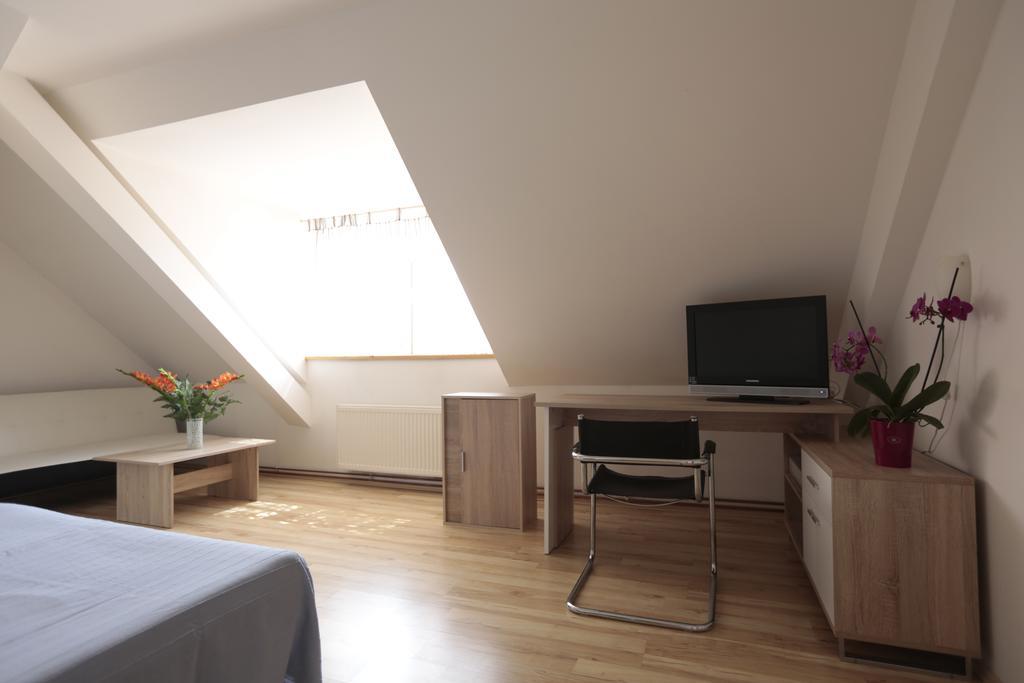 Penzion Na Cymbalku Horni Tranovice Chambre photo