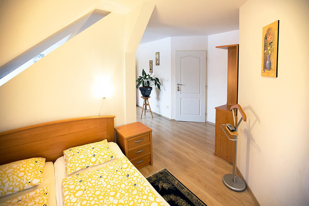 Penzion Na Cymbalku Horni Tranovice Chambre photo