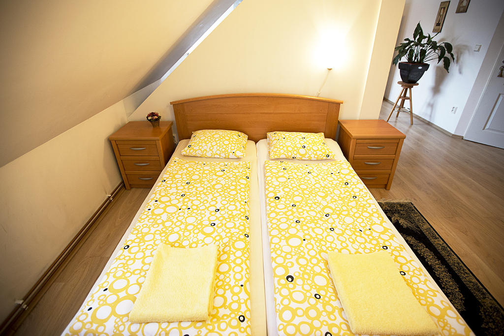 Penzion Na Cymbalku Horni Tranovice Chambre photo
